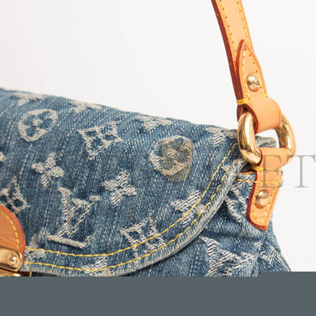 l**is V*t*n monogram denim  pleaty m95050 (26*15*9cm)